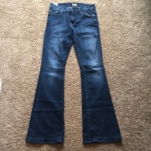 MOTHER The Cruiser Flare Jeans
